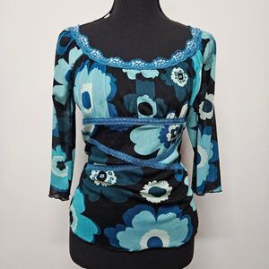 Y2K Floral Blue and Black Women's Top By Trixxi Size Medium